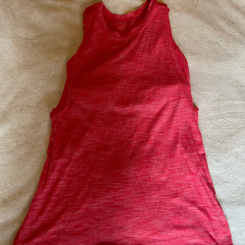 Lululemon tank with built in bra size 6